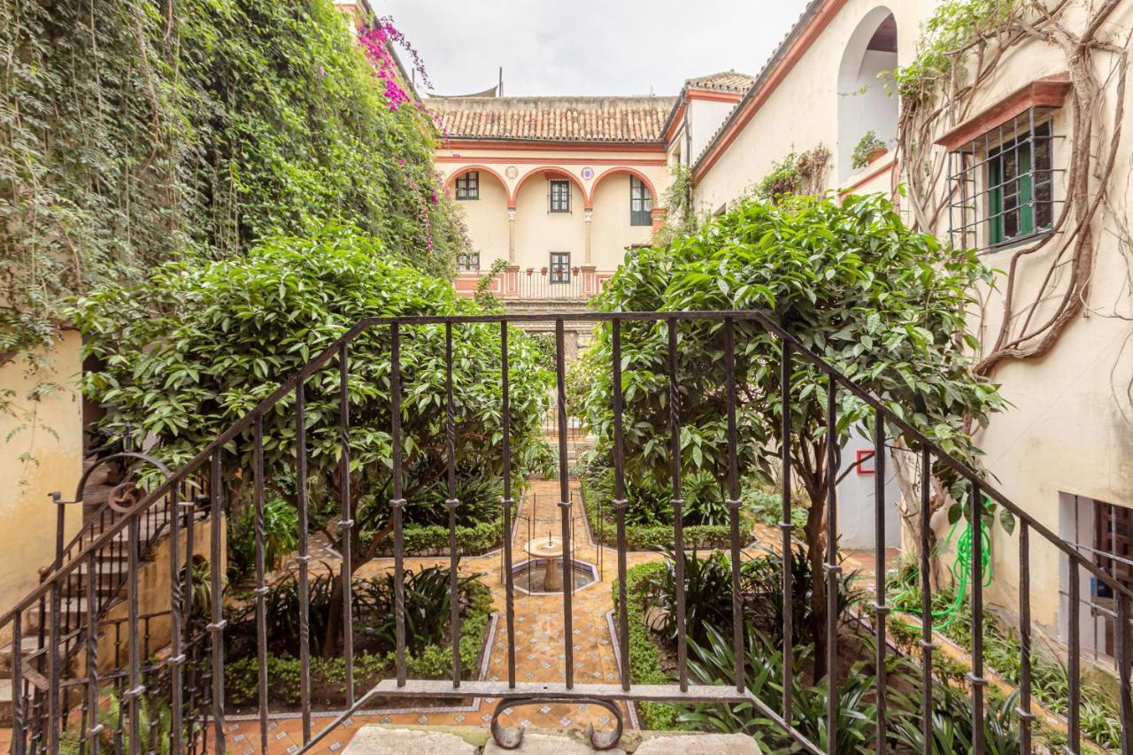 Avanti La Juderia, Vive Sevilla Con Los Cinco Sentidos Extérieur photo